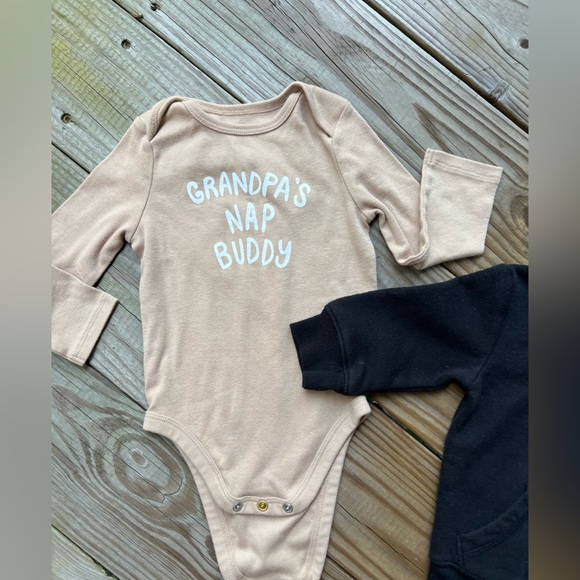 Infant baby toddler 12M Jumping Beans black hoodie and tan one piece - Picture 3 of 5